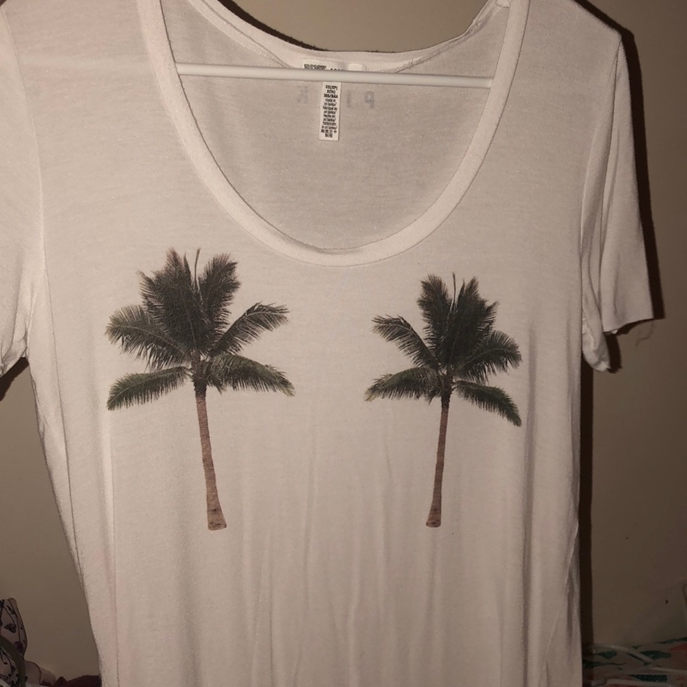 PINK victoria’s secret t-shirt